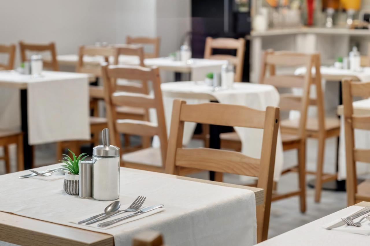 Royal Court Hotel Прага Екстериор снимка