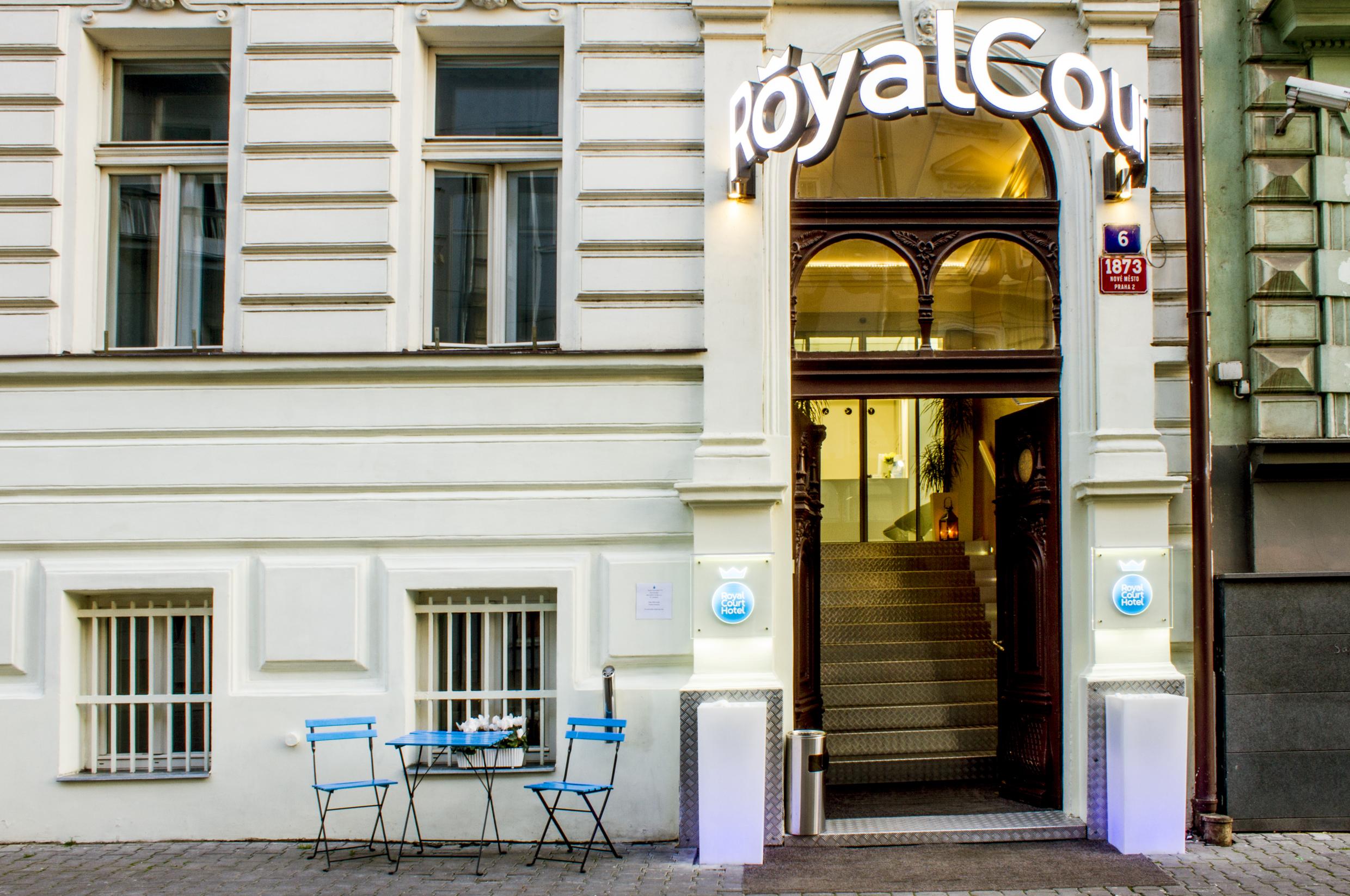 Royal Court Hotel Прага Екстериор снимка